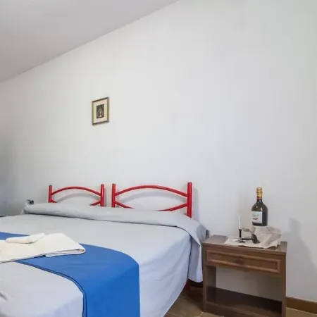 Lejlighed Locazione Turistica Il Pineto 2 *